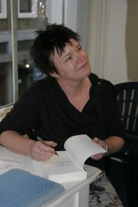 <b>Hilma Bruinsma Signeert keerkring of rondwaren in tijd</b>